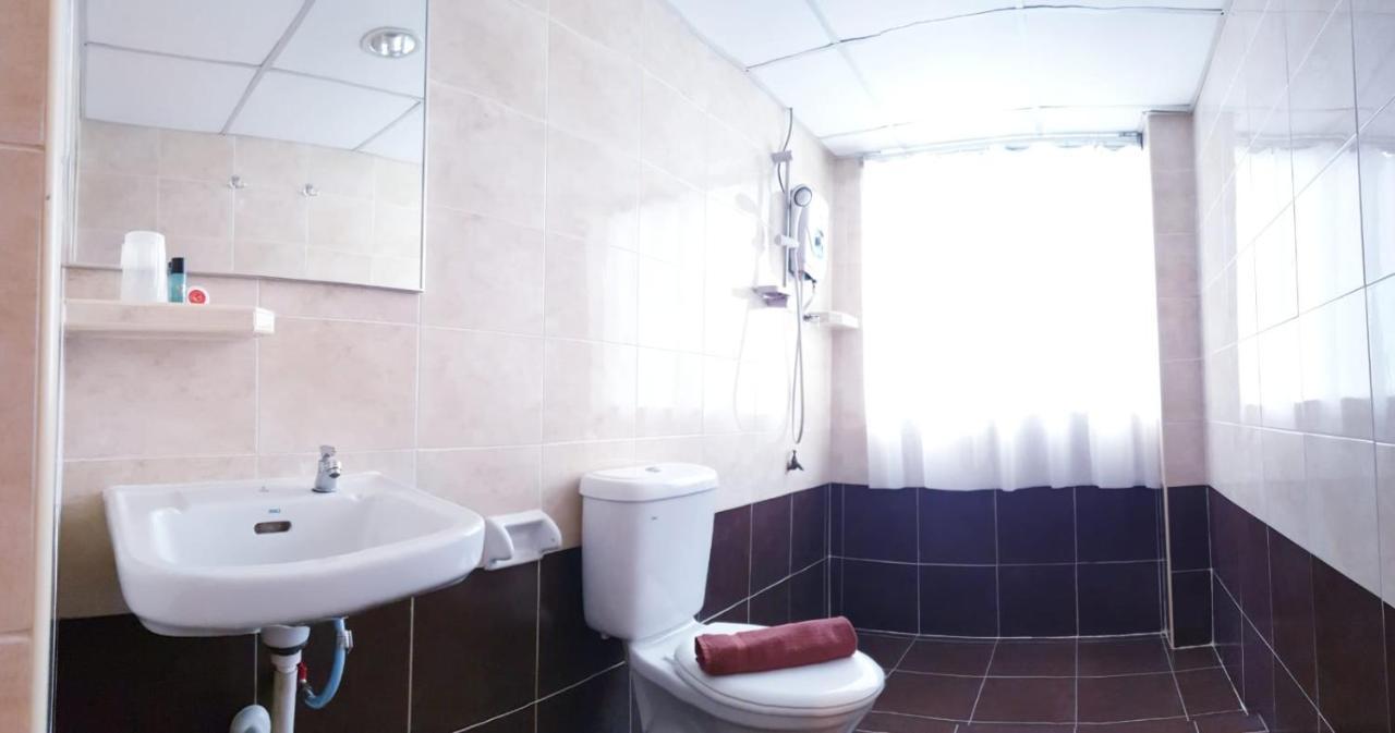 Golden Court - Sri Pelangi Hotel 2*